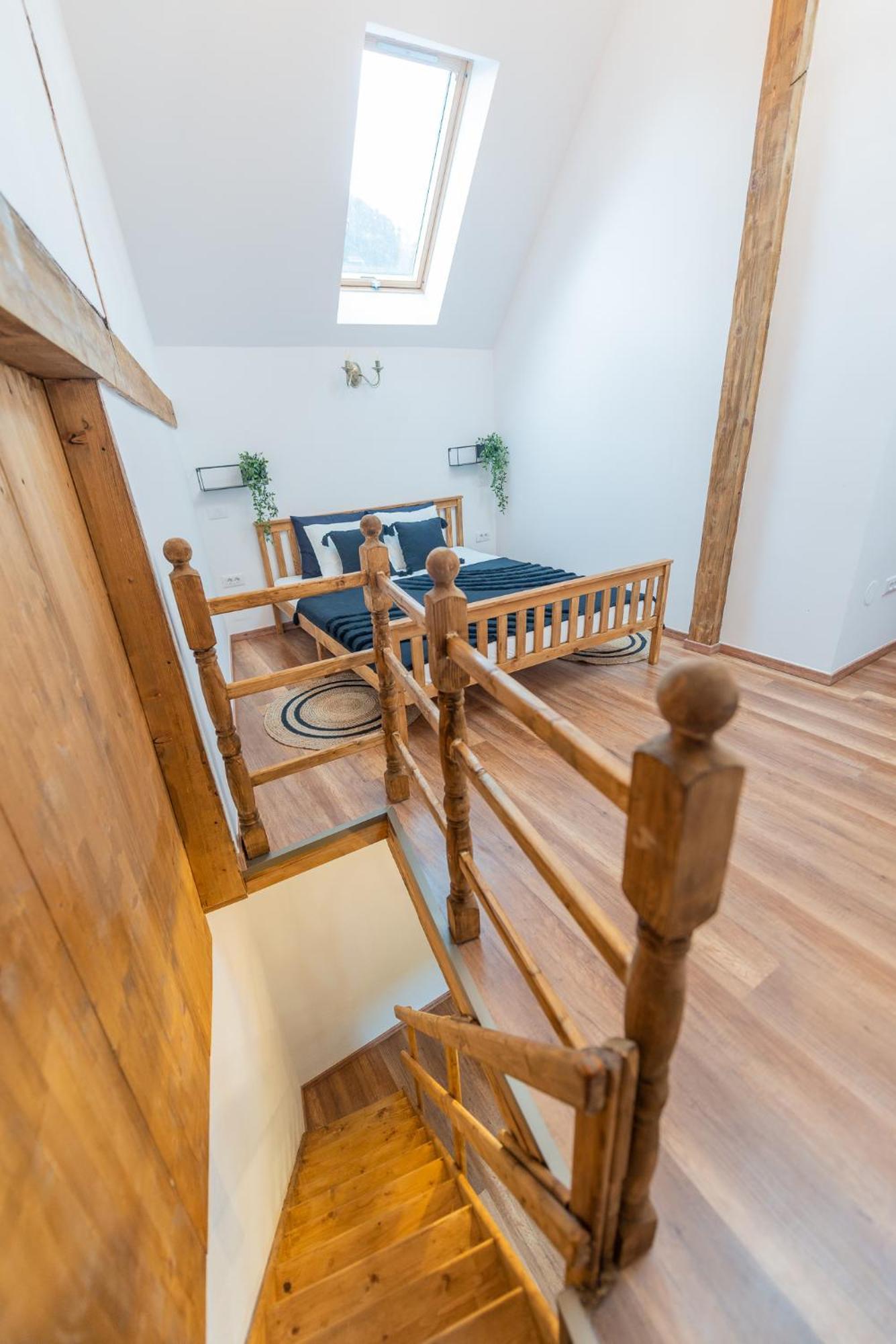 Fernweh Haus Brasov Hotel Buitenkant foto